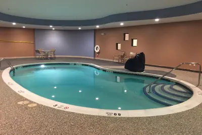 Photo 2 - Holiday Inn Express Bradford by IHG