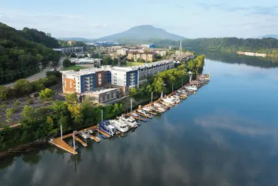 Photo 2 - SpringHill Suites by Marriott Chattanooga Downtown/Cameron Harbor