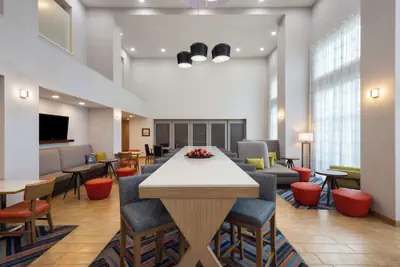 Photo 3 - Hampton Inn & Suites Harrisburg/North