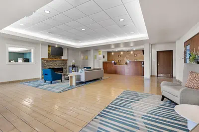 Photo 5 - Comfort Inn & Suites Marion I-57