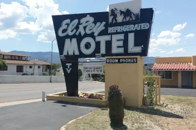 Photo 2 - El Rey Motel