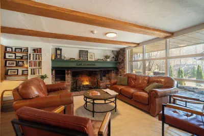 Photo 3 - The Inn at Crestwood