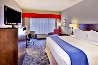 Photo 5 - Holiday Inn Express & Suites Oak Ridge by IHG