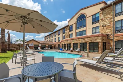 Photo 2 - Holiday Inn Express & Suites Austin NW - Lakeway by IHG