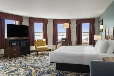 Photo 2 - Hotel Chequamegon, BW Signature Collection