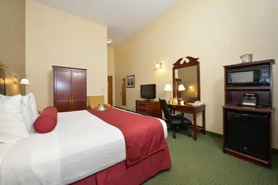 Photo 3 - Hotel Chequamegon, BW Signature Collection