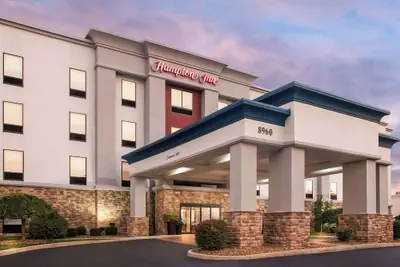 Photo 2 - Hampton Inn by Hilton Dayton South