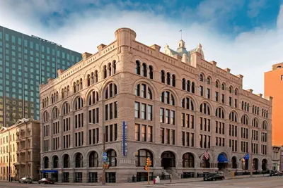 Photo 2 - Hilton Garden Inn Milwaukee Downtown