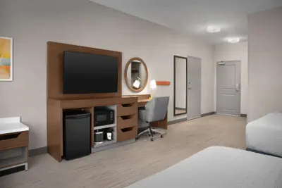 Photo 2 - Hampton Inn & Suites Williston
