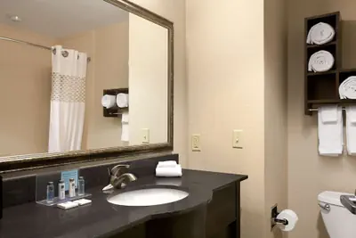 Photo 5 - Hampton Inn & Suites Mansfield