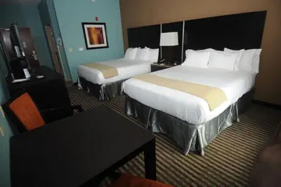 Photo 5 - Holiday Inn Express Somerset by IHG
