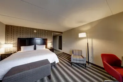 Photo 5 - Hampton Inn Neptune/Wall
