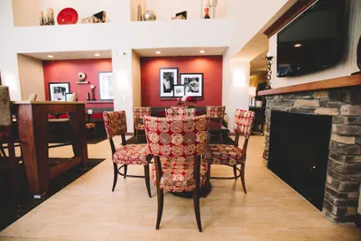 Photo 4 - Hampton Inn & Suites Minot Airport