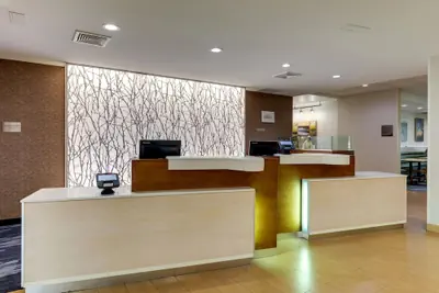 Photo 5 - Fairfield Inn & Suites Hutchinson