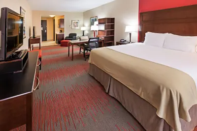 Photo 3 - Holiday Inn Express & Suites Duncan by IHG