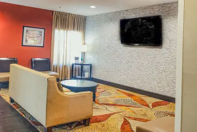 Photo 4 - La Quinta Inn & Suites by Wyndham Starkville at MSU