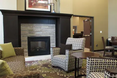 Photo 3 - Homewood Suites by Hilton Coralville - Iowa River Landing