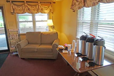 Photo 5 - Amish Country Motel