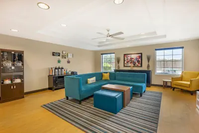 Photo 5 - MainStay Suites Jacksonville near Camp Lejeune
