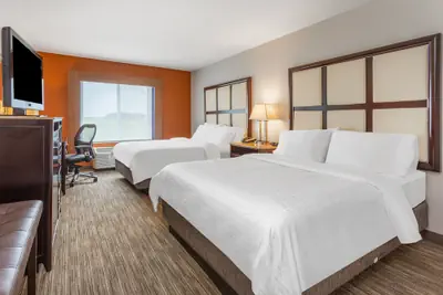 Photo 5 - Holiday Inn Express Hotel & Suites Albert Lea - I-35 by IHG