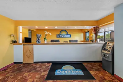 Photo 4 - Days Inn by Wyndham Independence