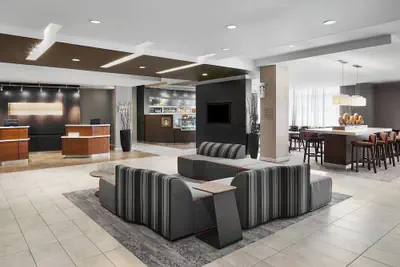 Photo 2 - Courtyard by Marriott Newark Downtown