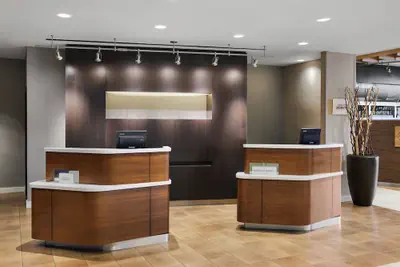 Photo 4 - Courtyard by Marriott Newark Downtown