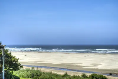Photo 4 - Little Creek Cove Beachfront Resort