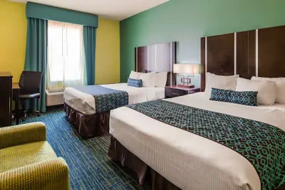 Photo 5 - Best Western Plus Carrizo Springs Inn & Suites