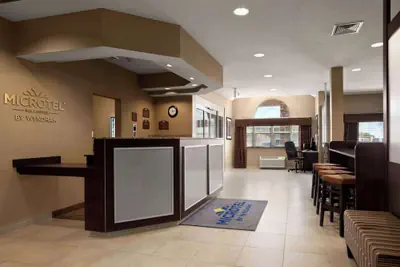 Photo 4 - Microtel Inn & Suites by Wyndham St Clairsville/Wheeling