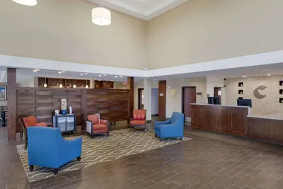 Photo 4 - Comfort Suites and Conference Center