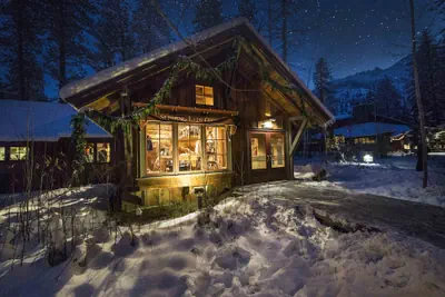 Photo 5 - Sleeping Lady Mountain Resort & Spa