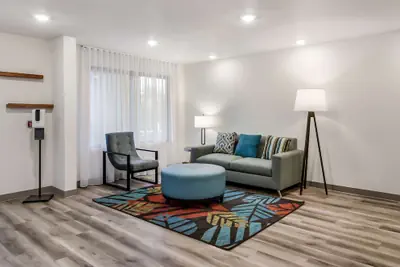 Photo 3 - WoodSpring Suites Tacoma - Lakewood