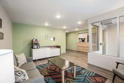 Photo 3 - WoodSpring Suites Detroit Madison Heights