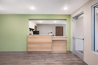 Photo 5 - WoodSpring Suites Detroit Madison Heights