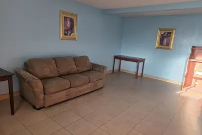 Photo 5 - Blue Way Inn & Suites Wichita East