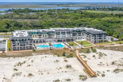 Photo 2 - Courtyard by Marriott Jekyll Island
