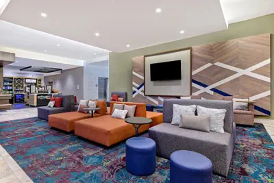 Photo 2 - Hilton Garden Inn Cedar Rapids