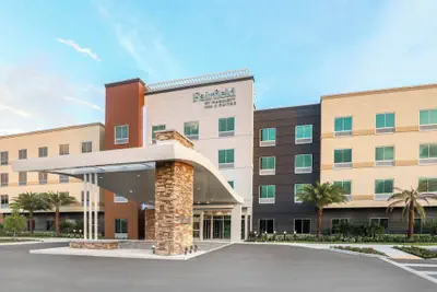 Photo 2 - Fairfield Inn & Suites by Marriott Cape Coral/North Fort Myers