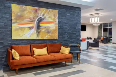 Photo 4 - Baymont Inn & Suites by Wyndham Madison