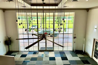 Photo 5 - University Inn of Carbondale by Hotel O