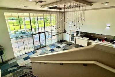 Photo 3 - University Inn of Carbondale by Hotel O