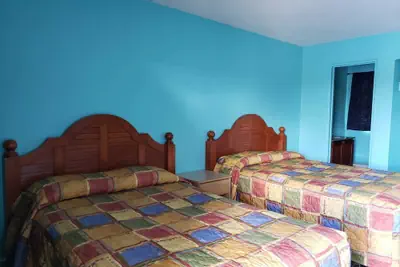 Photo 2 - Slumberland Motel