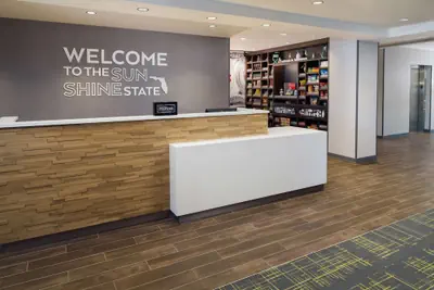 Photo 4 - Hampton Inn Kissimmee North