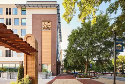 Photo 2 - AC Hotel by Marriott Columbus Downtown