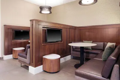 Photo 4 - Courtyard by Marriott Thomasville Downtown