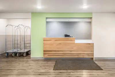 Photo 2 - Extended Stay America Select Suites Orlando Kissimmee