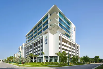 Photo 2 - SERENA Hotel Aventura Miami, Tapestry Collection by Hilton