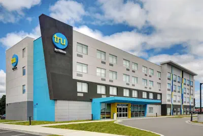 Photo 2 - Tru By Hilton Gaylord, MI