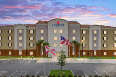 Photo 2 - Candlewood Suites Ocala I-75 by IHG